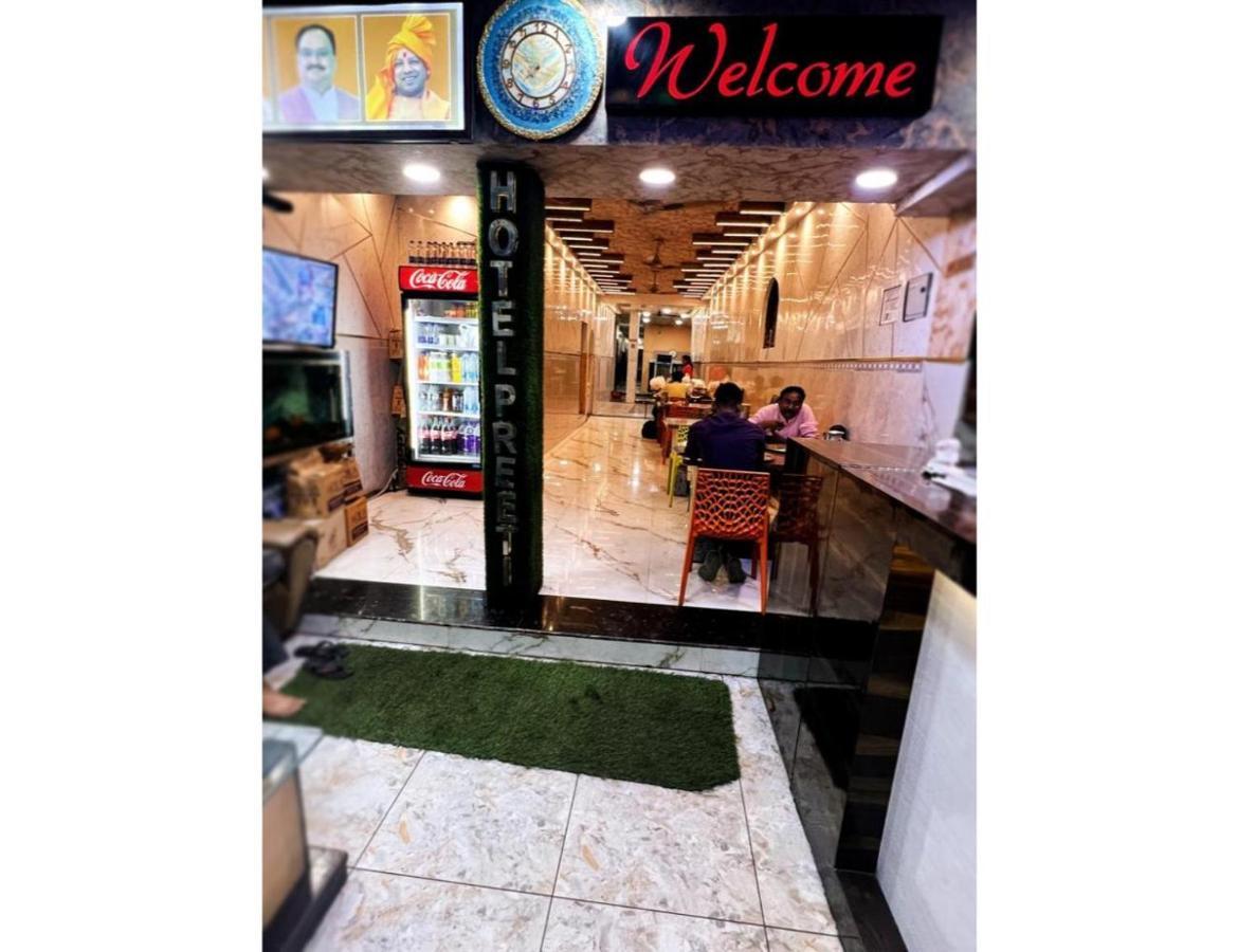 Hotel Preeti,Lalitpur エクステリア 写真